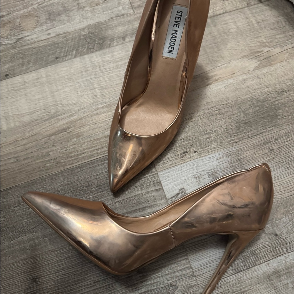 Steve Madden Metallic rose Gold Women's Heels